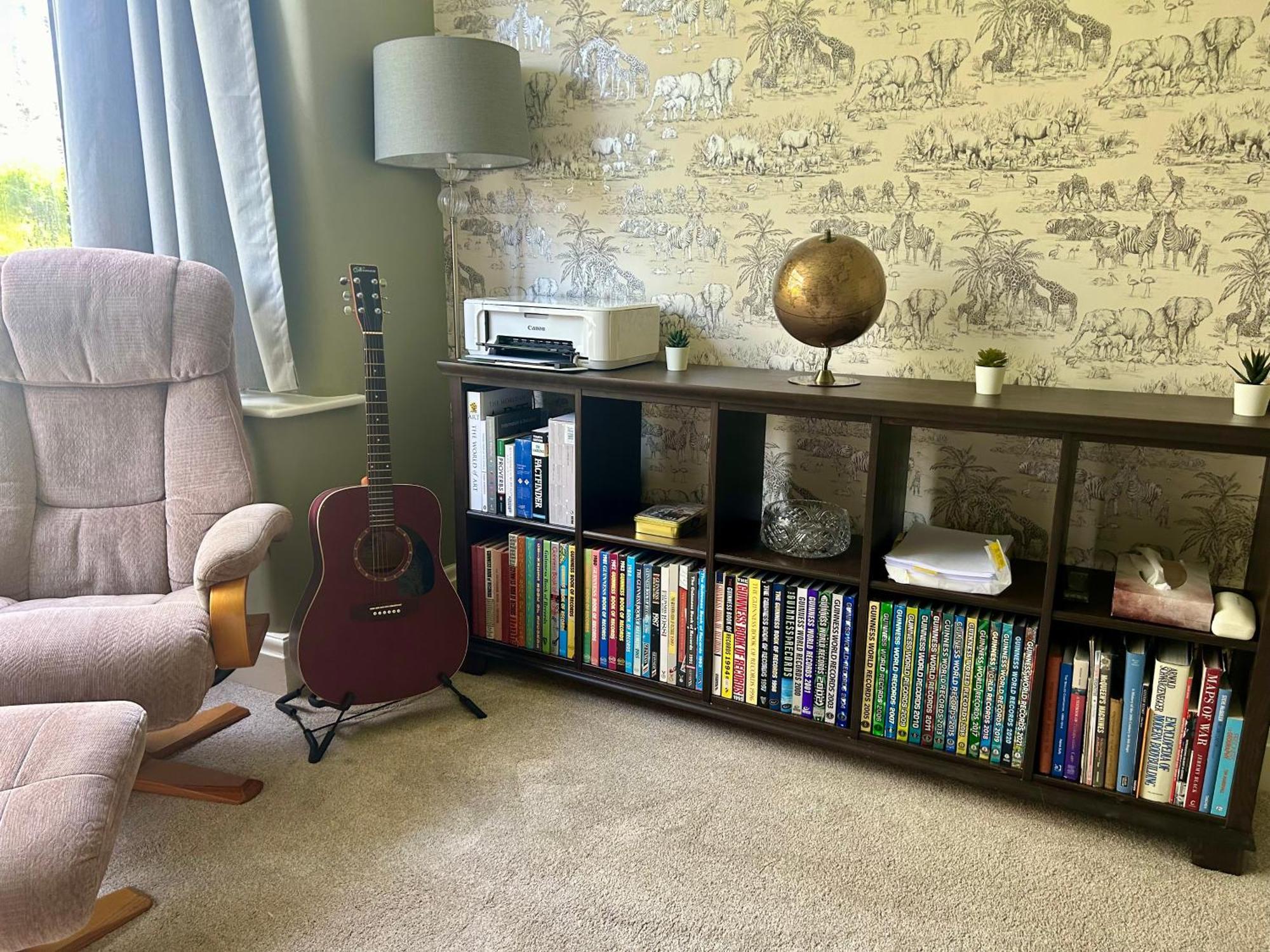 Lovely, Large Double Bedroom With Park View In Home Hazel Grove Exterior photo
