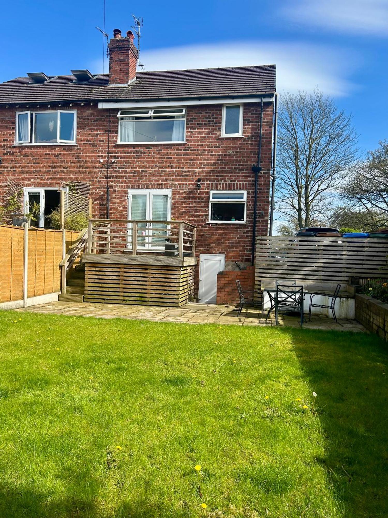 Lovely, Large Double Bedroom With Park View In Home Hazel Grove Exterior photo